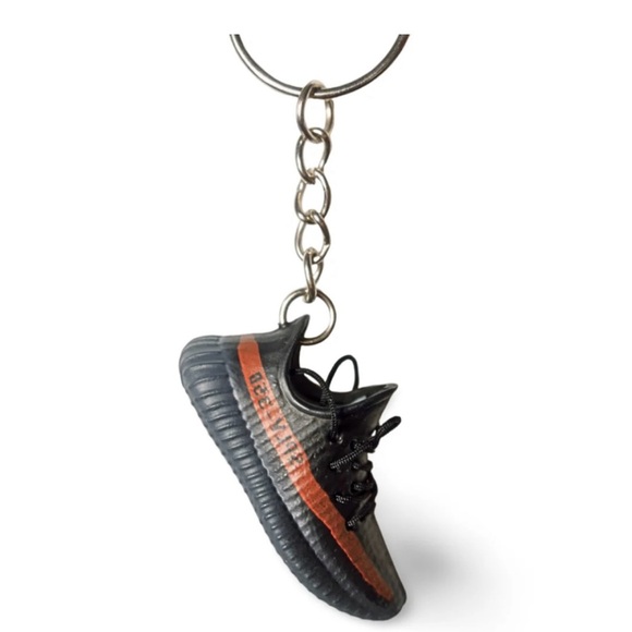 Yeez Sneakers Keychains Collectible - Picture 1 of 4